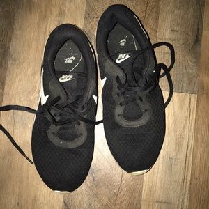 Women’s Nike Roshe